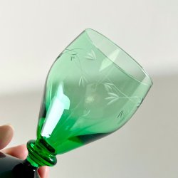 Vinglas - Holmegaard, Ranke, grn m/sort fod