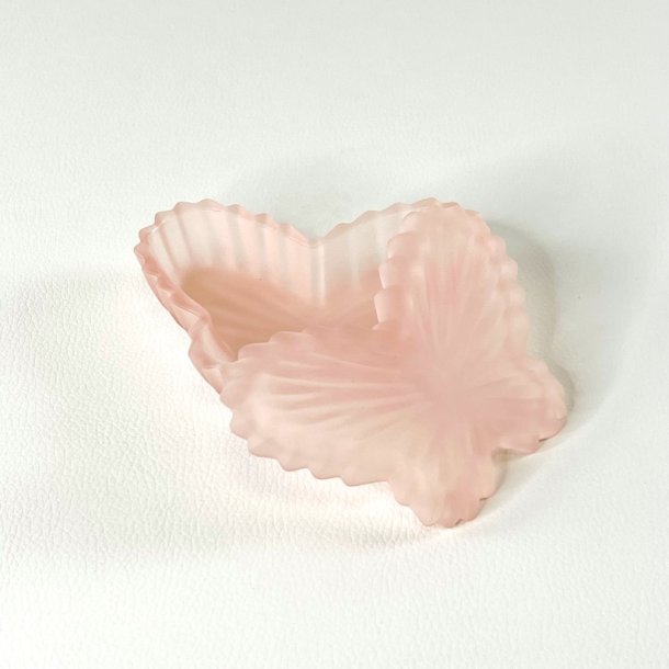 L�gkrukke - lyser�d sommerfugl, frostet glas