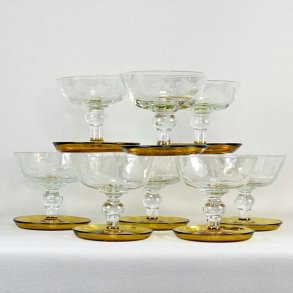 Isglas - Kastrup 'Lis', gylden fod og ciseleringer