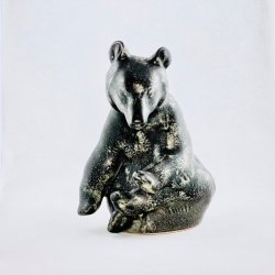 Johgus Bjrn - siddende, stor