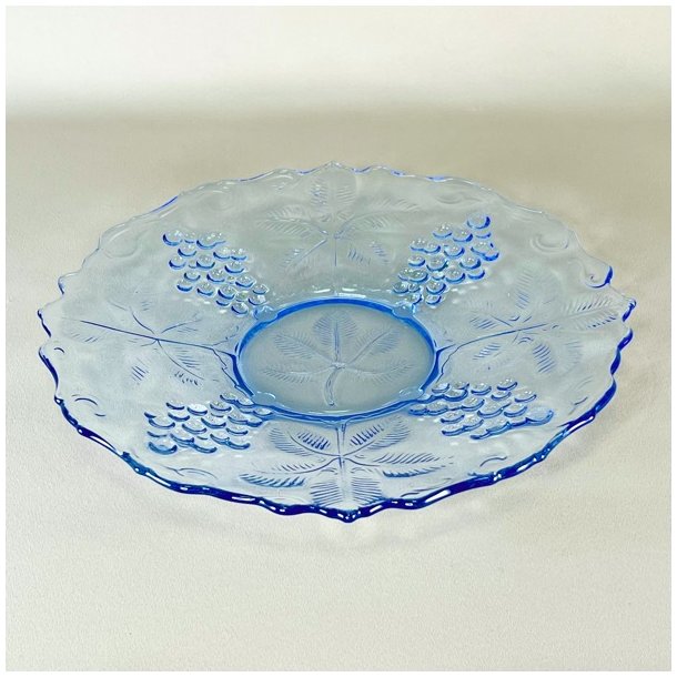 Lagkagefad - lyseblt, druer og blade