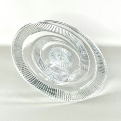 Lagkagefad - p� fod, bred swirl med riller 