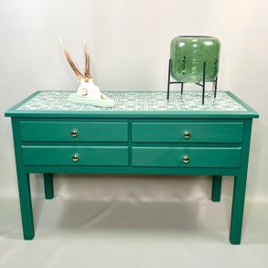 Bord med kakler og skuffer - SOLGT