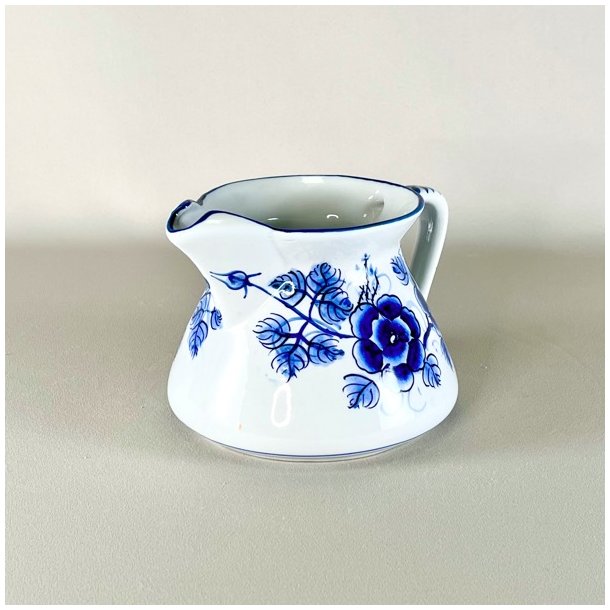 Kande - med bl blomster