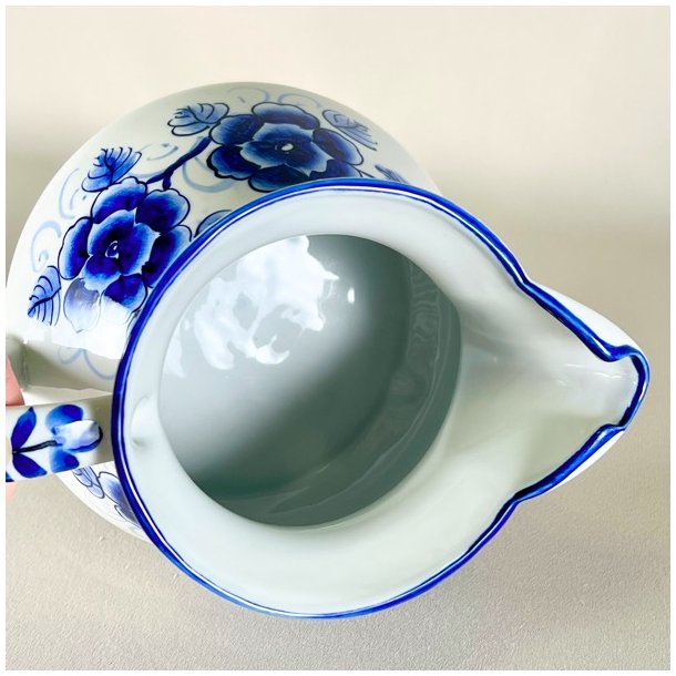 Kande - med bl blomster