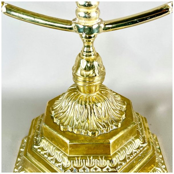 Kirkestage (Menorah) - 7-armet lysestage (Nr.2)