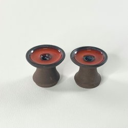 Duo af retro kertelysestager i keramik 