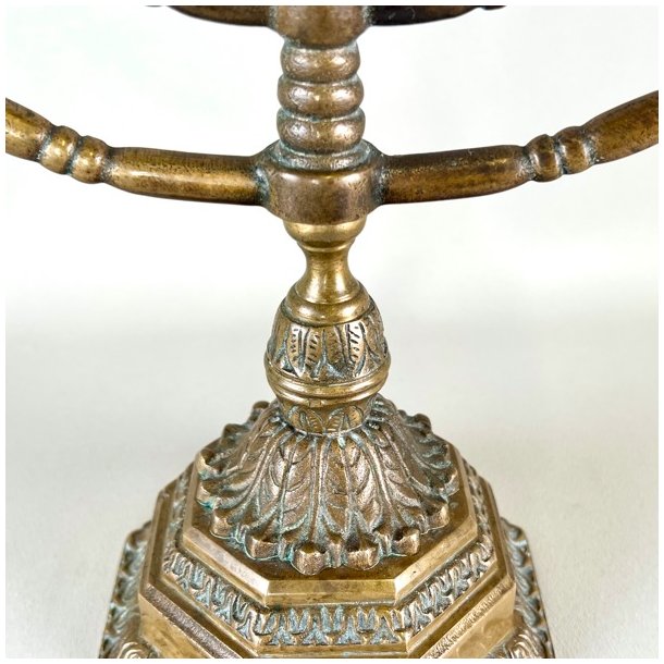 Kirkestage (Menorah) - 7-armet lysestage (Nr.7)