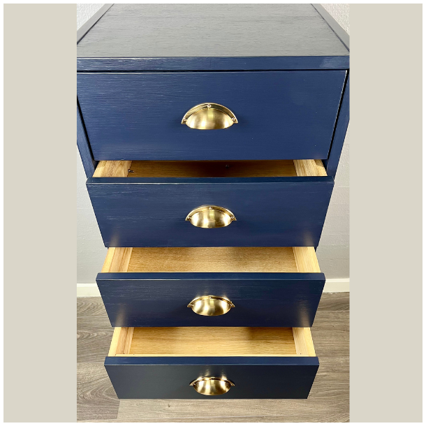 Kommode med 6 skuffer - SOLGT