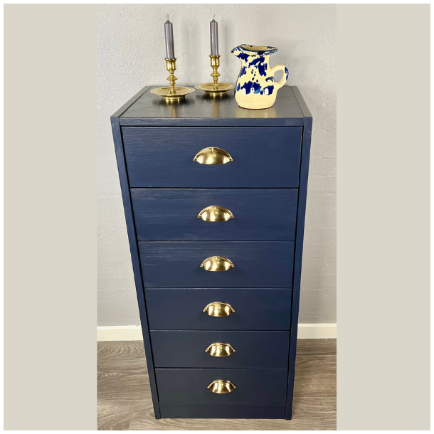 Kommode med 6 skuffer - SOLGT