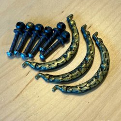 Mbelgreb - patineret messing, hngende skuffegreb (genbrug - 3 stk samlet)