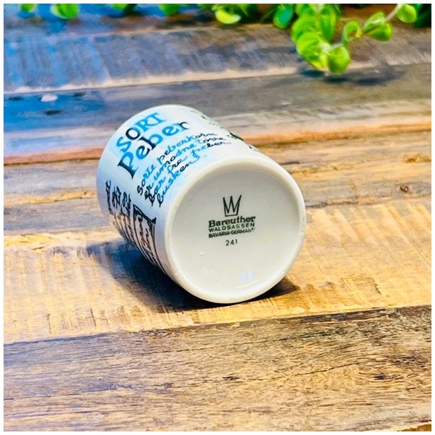 Krydderikrukker - hvid med opskrift