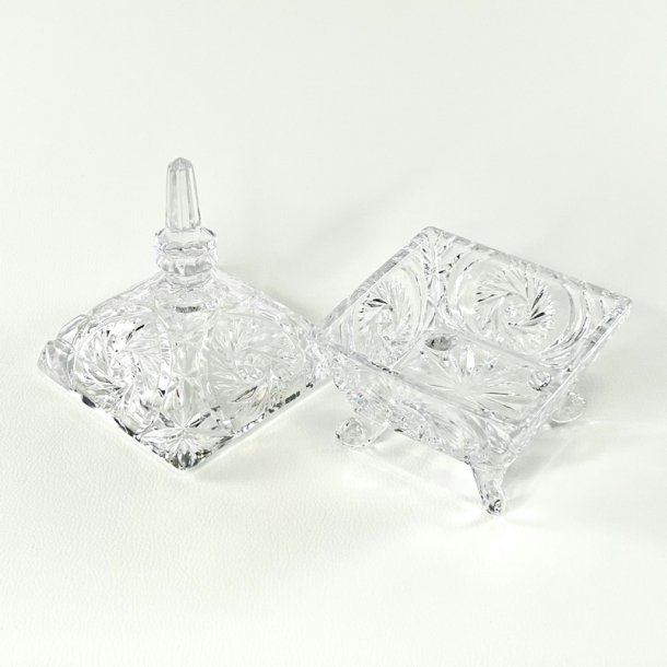 Bonbonniere - krystal med spir, H18