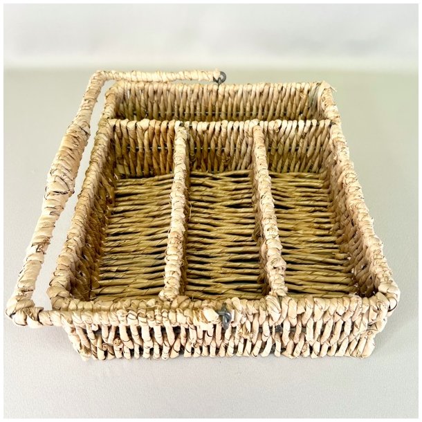 Bestikkurv i flet med hndtag