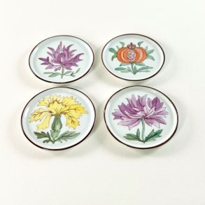 Kuverttallerken (4 stk samlet) m/blomster �8,5 