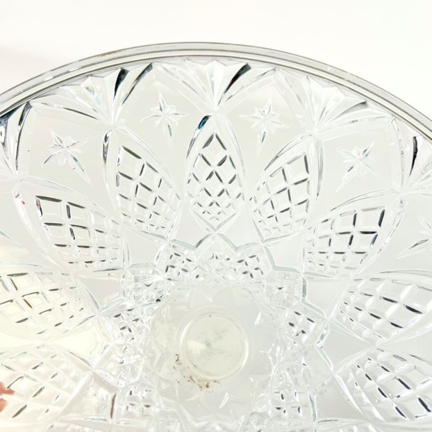 Lagkagefad - p� lav fod, ananas 