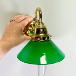 Vglampe i messing - grn