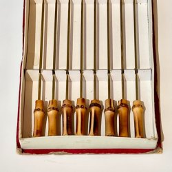 Lange gyldne teskeer m/bambus 