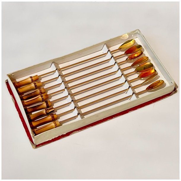 Lange gyldne teskeer m/bambus 