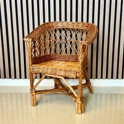 Vintage b�rnestol i flet 