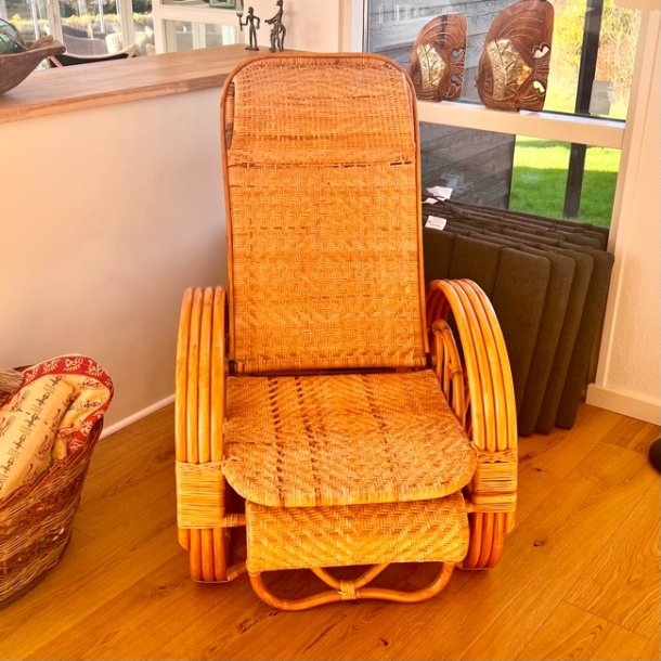 Chaiselong med skammel - SOLGT