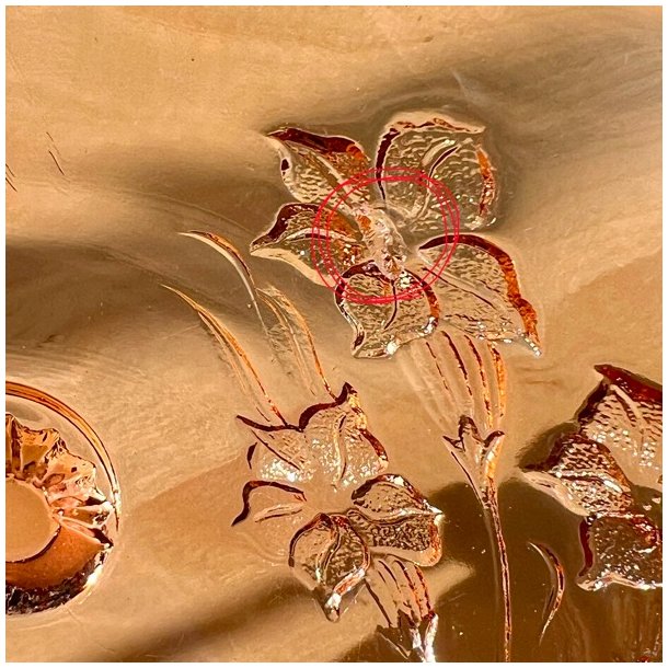 Glasskl - lyserd m/blomster og p fdder