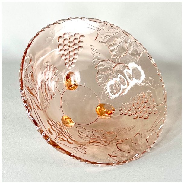 Glasskl - lyserd m/vindruer og p fdder