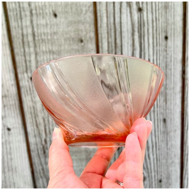 Glasskl lille (st a' 5 stk) - lyserd med swirl effekt