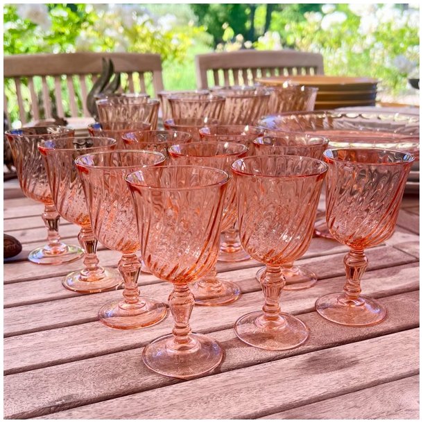 Vinglas rdvin - lyserd med swirl