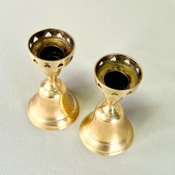 Messing lysestage - klokke (omvendt hjerte)