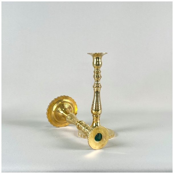 Lysestage par t/kertelys - rund takket fod