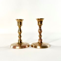 Messing lysestagepar - patineret, H12 cm