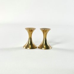 Duo af sm� koniske messing lysestager