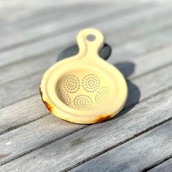 Madam Creme emalje tesi 