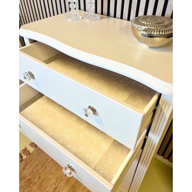 Gl. kommode - sandfarvet, 5 skuffer 