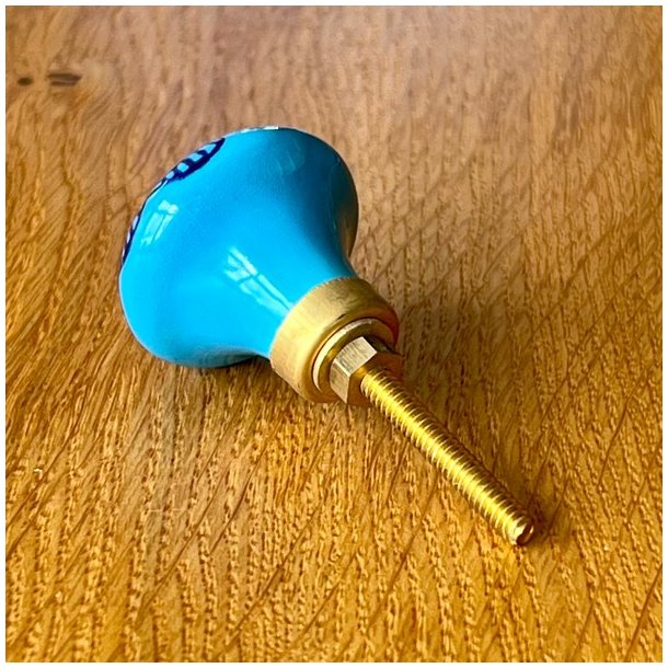 Mbelknop - hndmalet, blt mnster