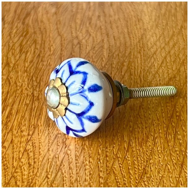 Mbelknop - porceln m/blt mnster og slv/guld 