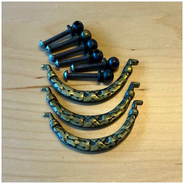 Mbelgreb - patineret messing, hngende skuffegreb (genbrug - 3 stk samlet)