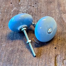 Mbelknop - gr porceln (genbrug)