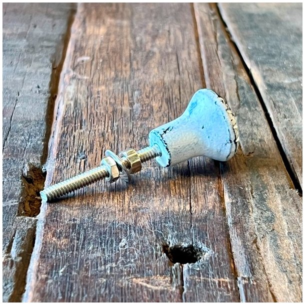 Mbelknop - hvidmalet jern, riller 