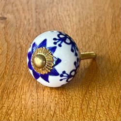 Mbelknop - porceln m/bl blomst og guld 