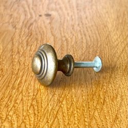 Mbelknop - rund metal, patineret