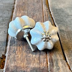 Mbelknop - porceln, taupe m/hvidt mnster