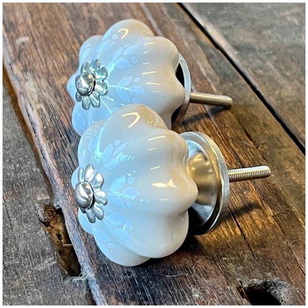 Mbelknop - porceln, taupe m/hvidt mnster