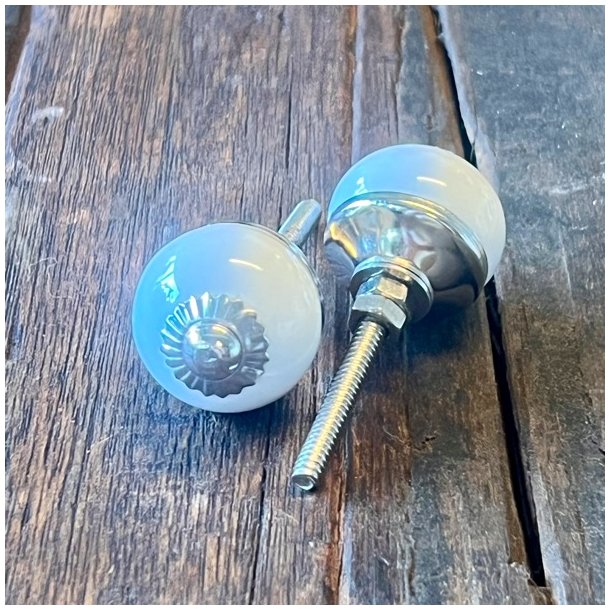 Mbelknop - lille rund porceln, sort eller hvid 