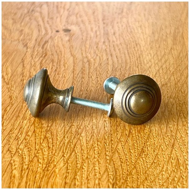 Mbelknop - rund metal, patineret