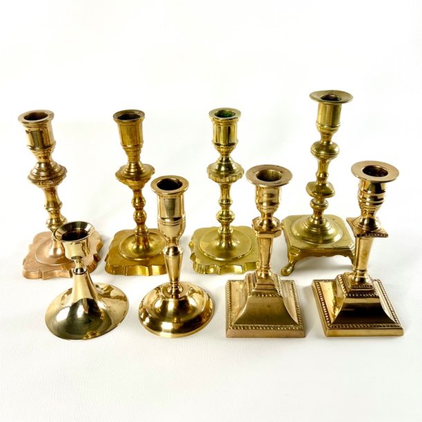 Messing lysestager - assorterede m/patina 