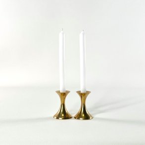 Duo af sm� koniske messing lysestager