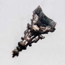 Metal dekoration fra pejs