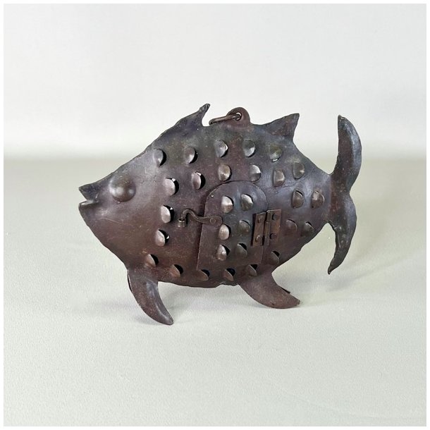 Fiskelanterne i metal